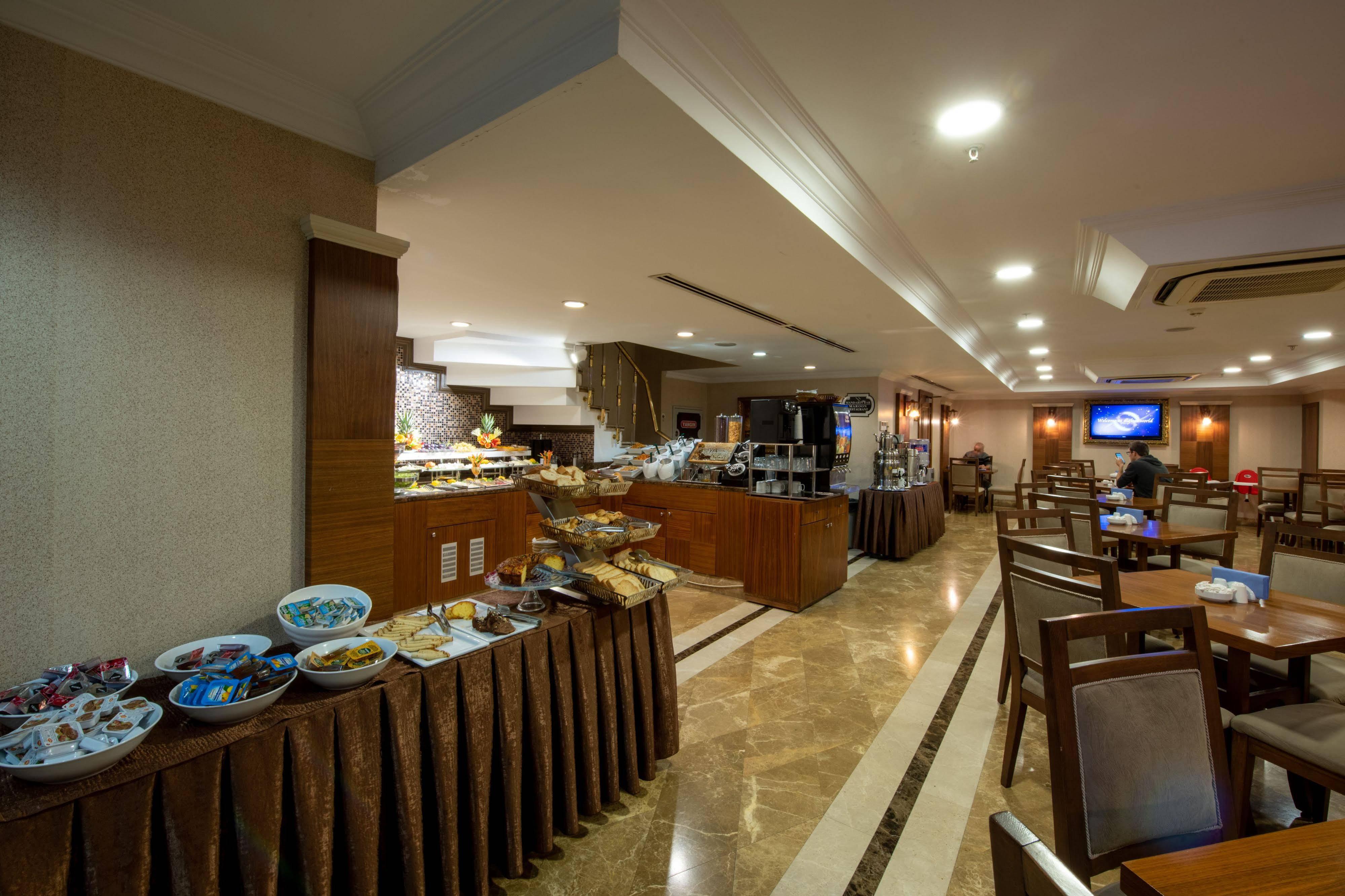 Nova Plaza Taksim Square Otel 4*