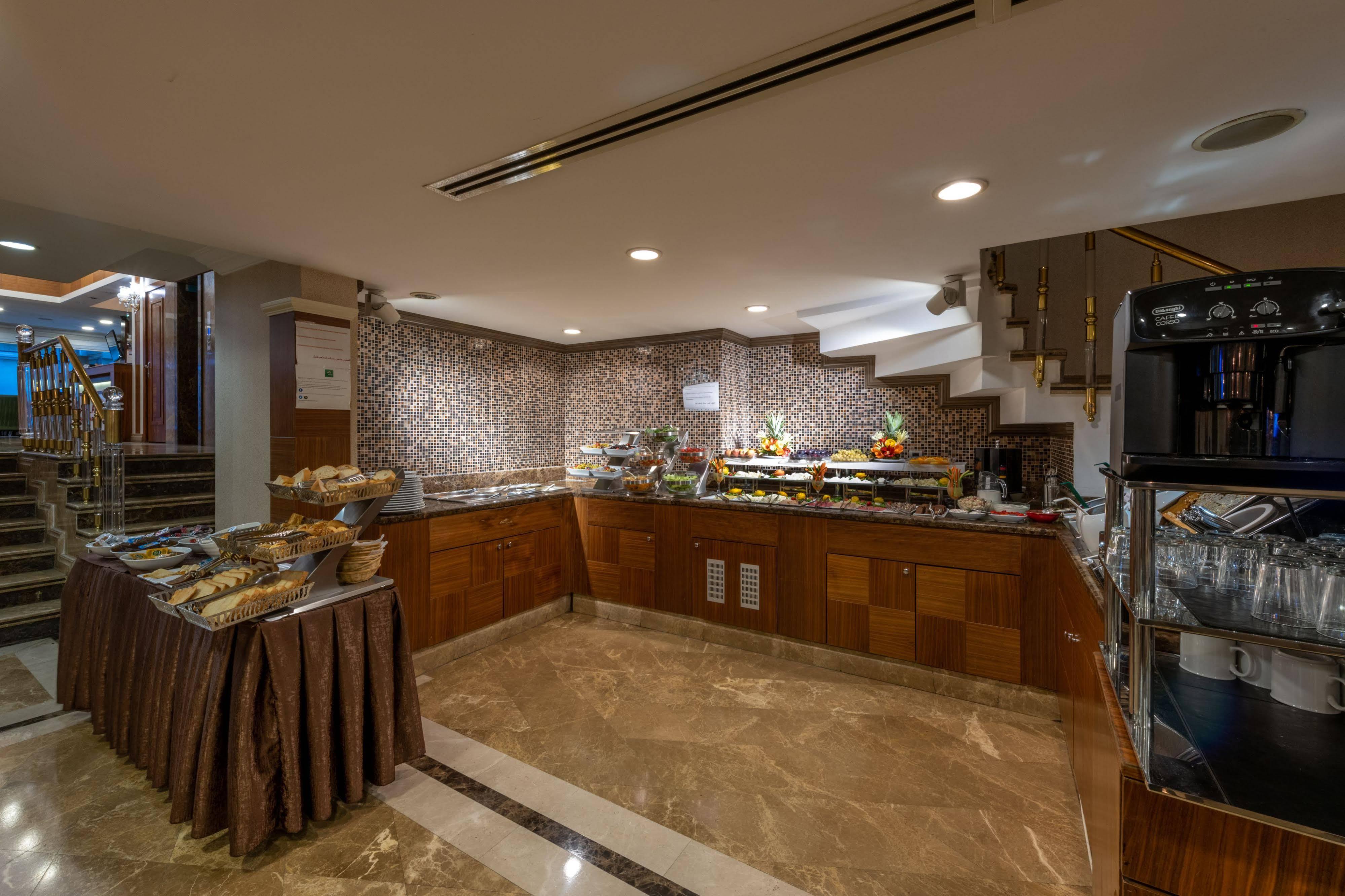 Nova Plaza Taksim Square Otel 4*