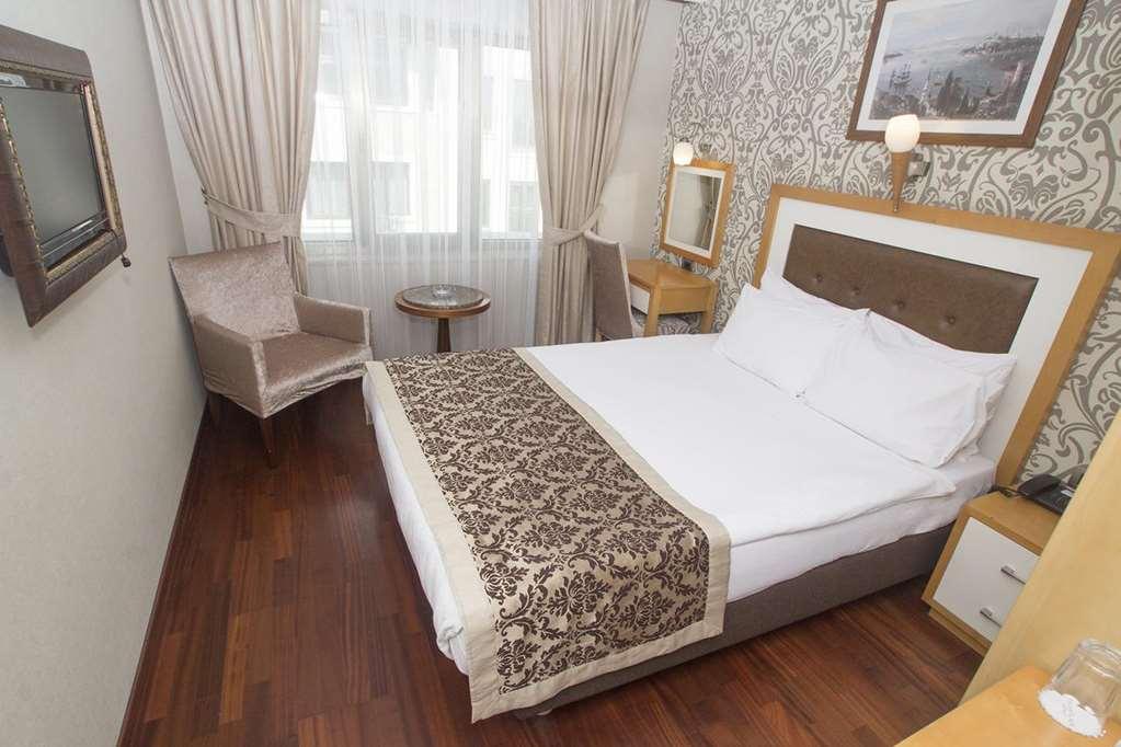 Otel Nova Plaza Taksim Square 4*