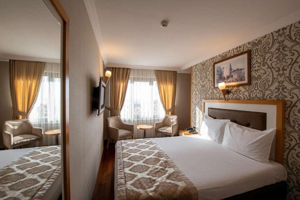 Nova Plaza Taksim Square Otel 4*